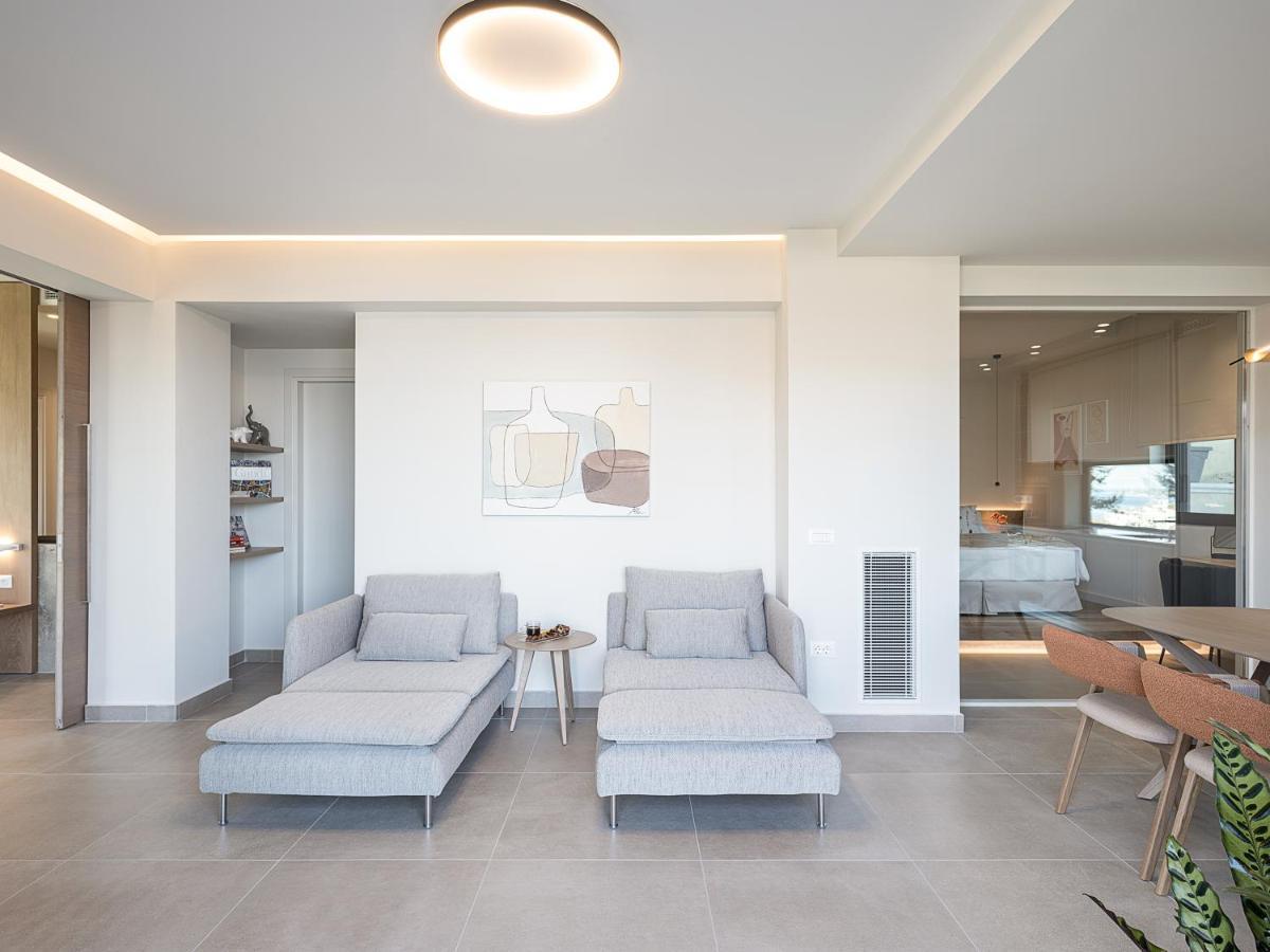 Mondethea Vantage Point Home Chrissi Akti Chania Exterior foto