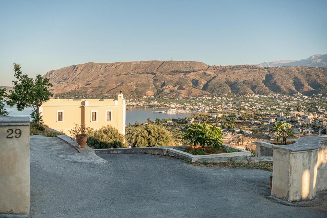 Mondethea Vantage Point Home Chrissi Akti Chania Exterior foto